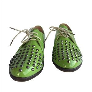 Spiked flat by Refresh size 6 neon green fun funky shoe